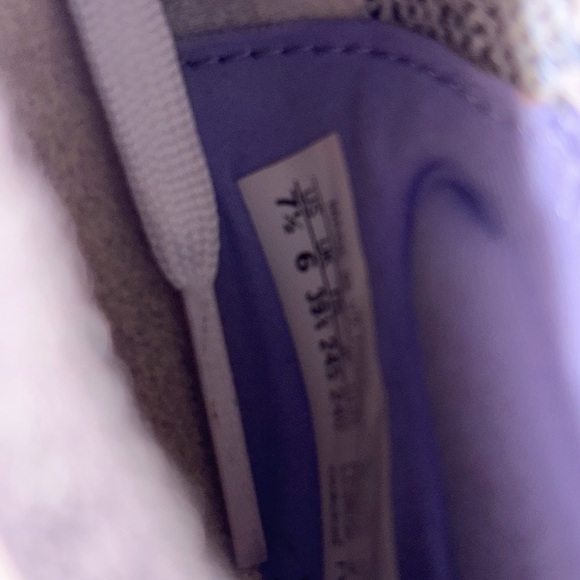 Adidas Women's Sneakers - Cream and Blue - Picture 5 of 5